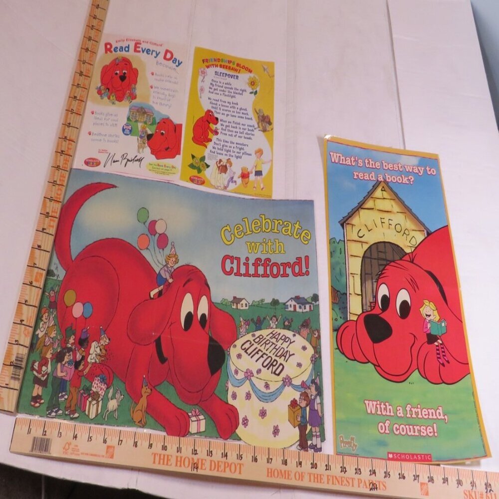 Clifford Big Red Dog (4) LAMINATED posters Scholastic